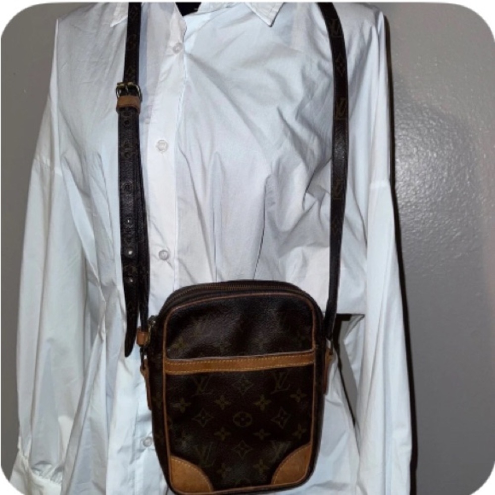 Authentic Louis Vuitton Danube Shoulder Bag One Size Brown Canvas/Leather